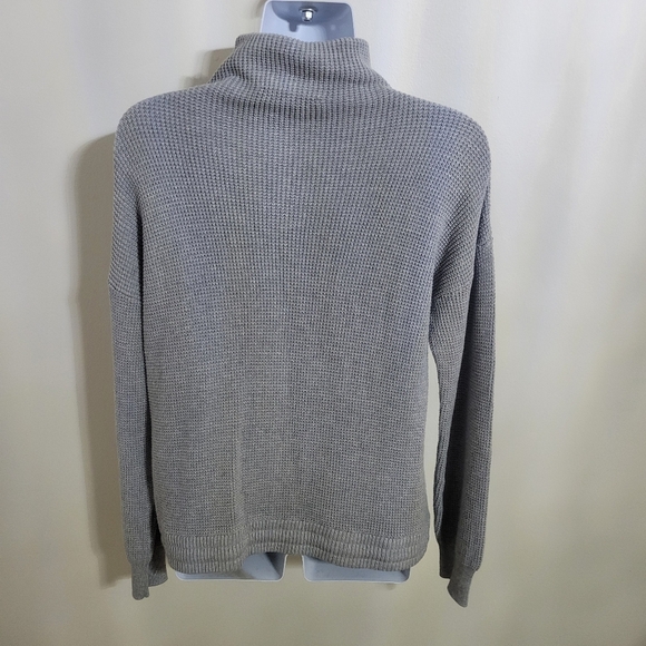 Michael Kors Women’s Knit Pullover Sweater Gray Size Small - Picture 5 of 6